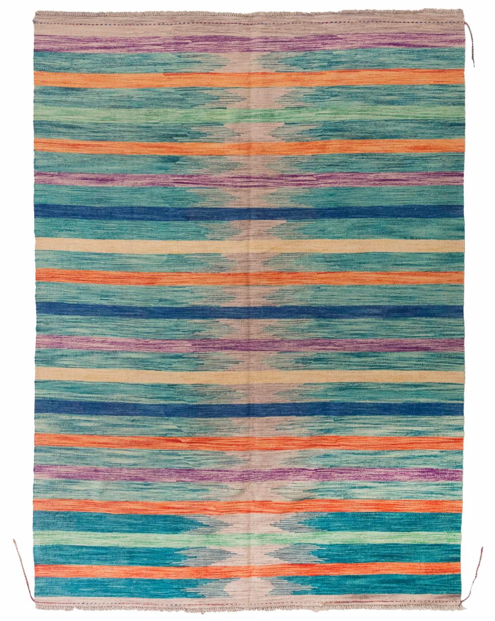 CONTEMPORARY FLATWEAVE RUG: 6’9”