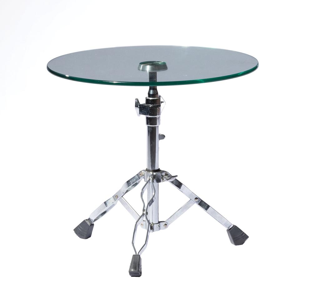 CONTEMPORARY GLASS AND CHROME SNARE