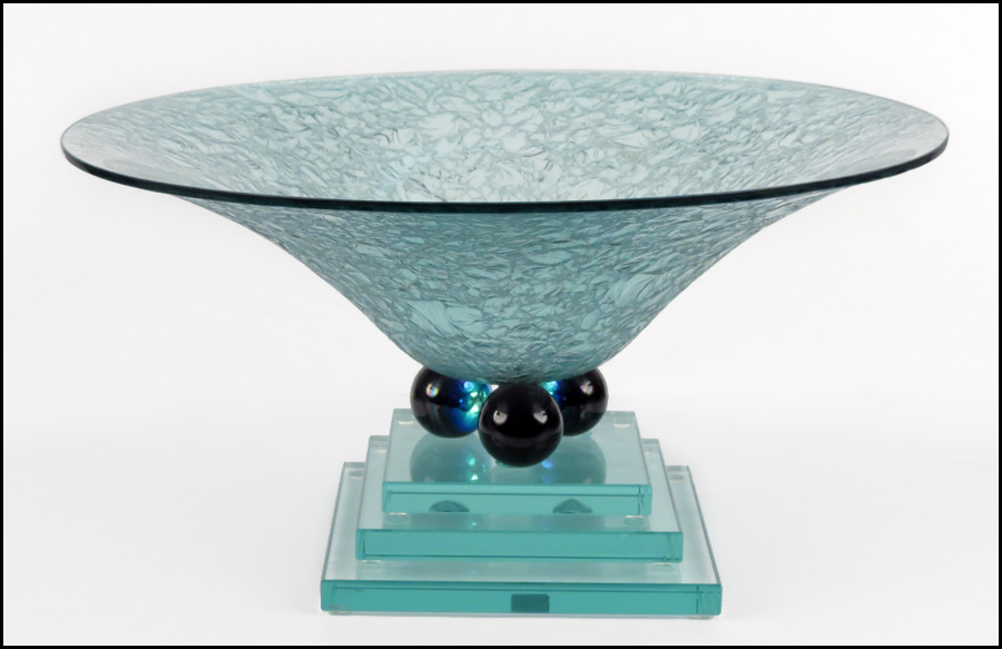 CONTEMPORARY GLASS BOWL ON STAND.