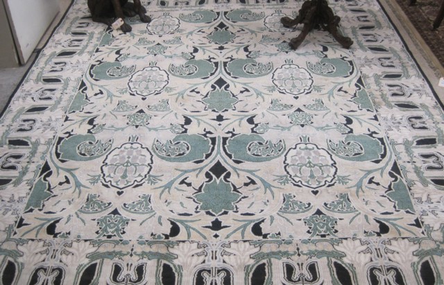 CONTEMPORARY HAND KNOTTED