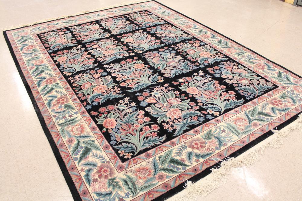 CONTEMPORARY HAND KNOTTED