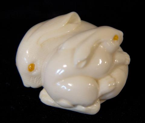 CONTEMPORARY JAPANESE IVORY OKIMONO