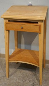 CONTEMPORARY MAPLE FINISH LECT