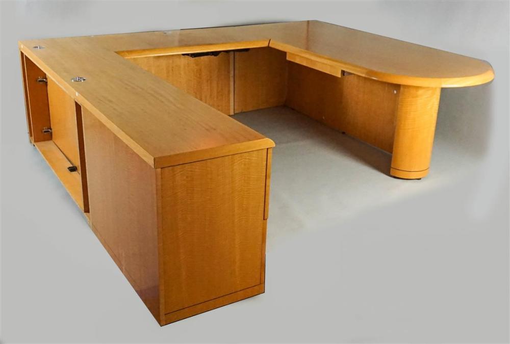CONTEMPORARY MAPLE HORSESHOE-SHAPED