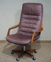 CONTEMPORARY MAUVE LEATHER EXE