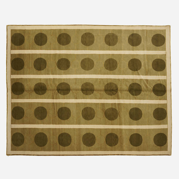 Contemporary. Medium pile carpet.