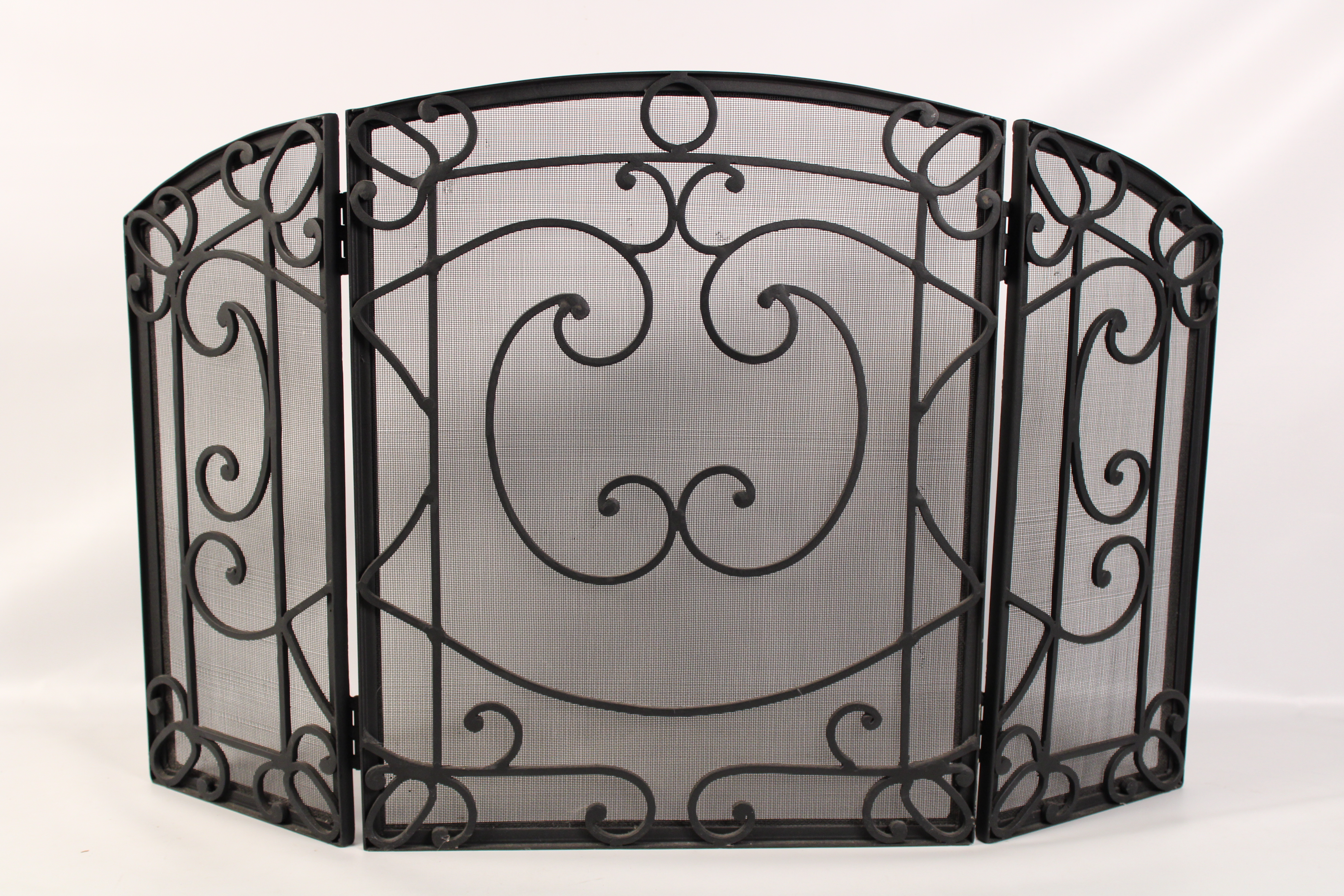 CONTEMPORARY METAL FIRE SCREEN