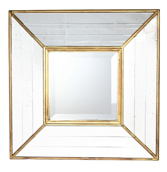 CONTEMPORARY MIRRORED CUSHION