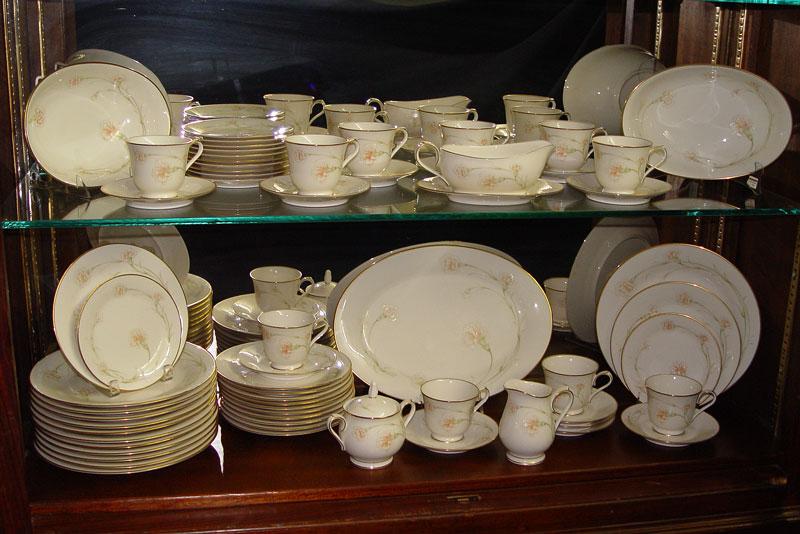 CONTEMPORARY NORITAKE