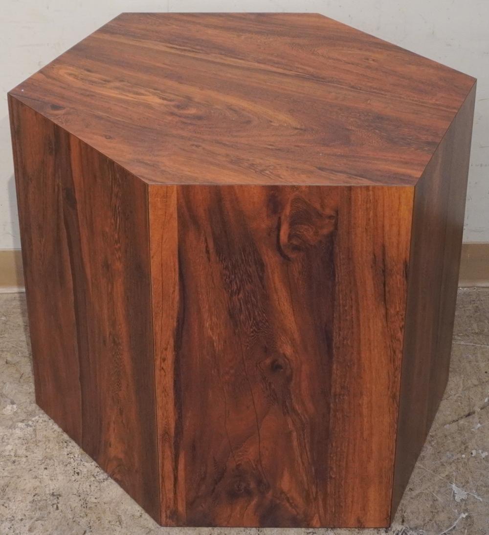 CONTEMPORARY OAK VENEER SIDE