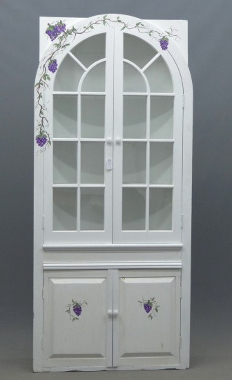 Contemporary painted corner