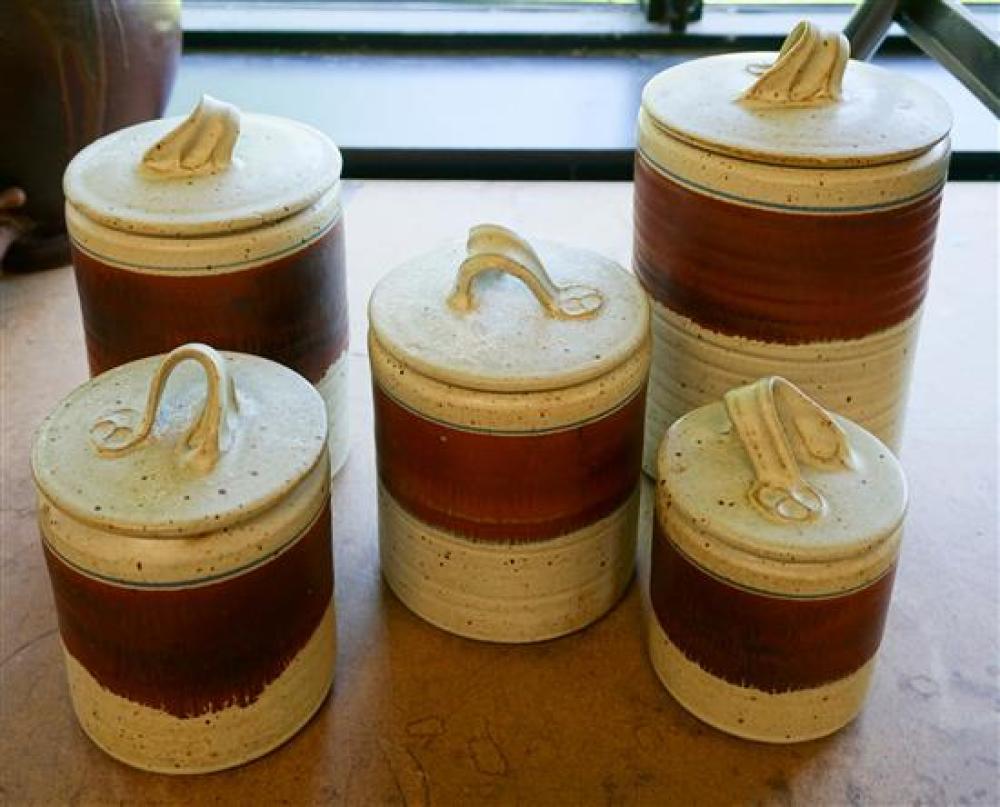 CONTEMPORARY POTTERY 5-PIECE