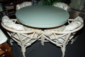 CONTEMPORARY STYLE PEDESTAL TA