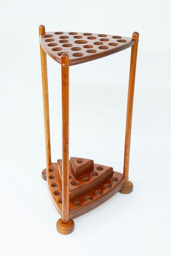 CONTEMPORARY TRIANGULAR WOOD