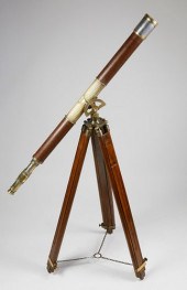 CONTEMPORARY TRIPOD TERRESTRIA