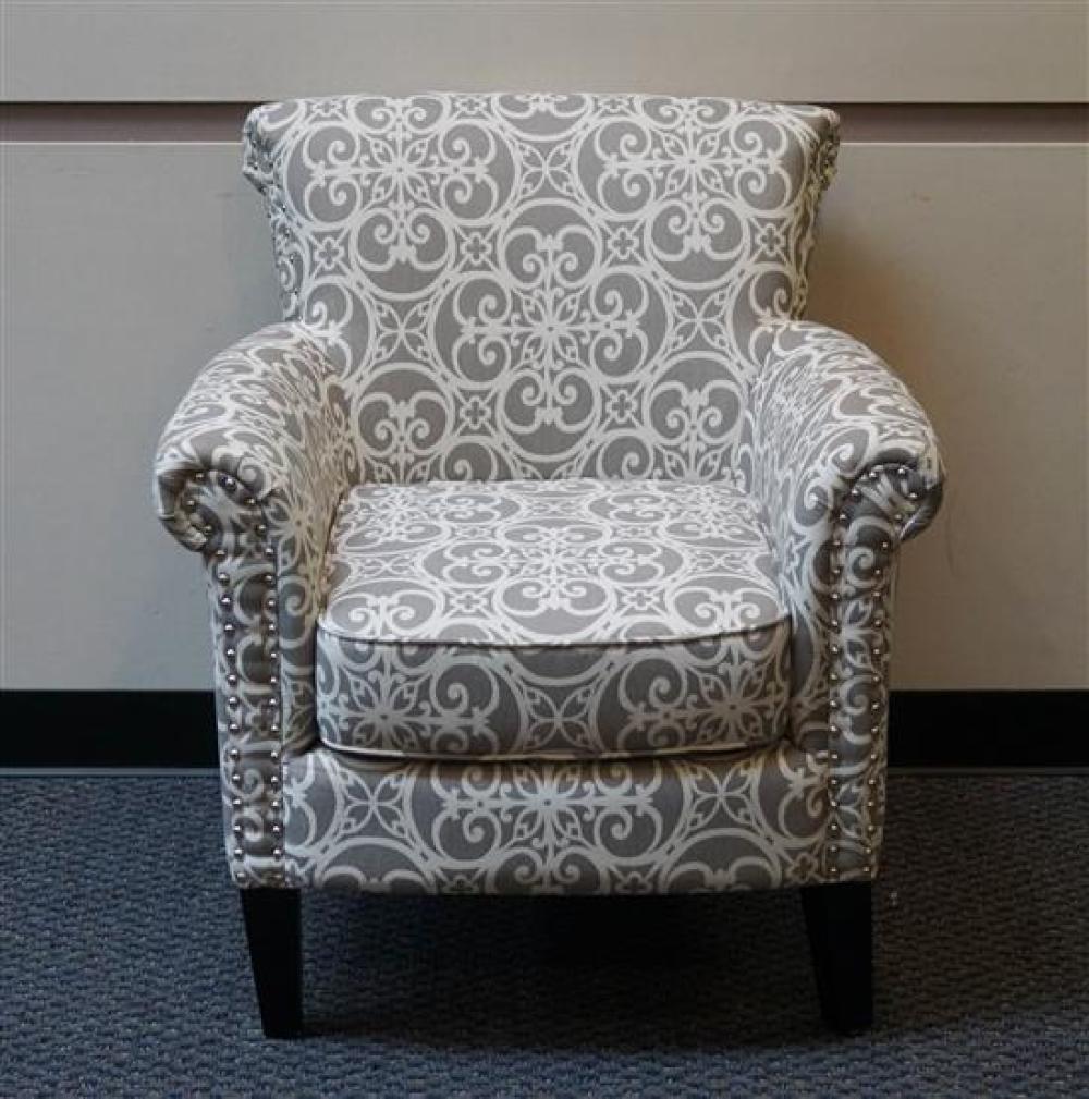 CONTEMPORARY UPHOLSTERED BOUDOIR