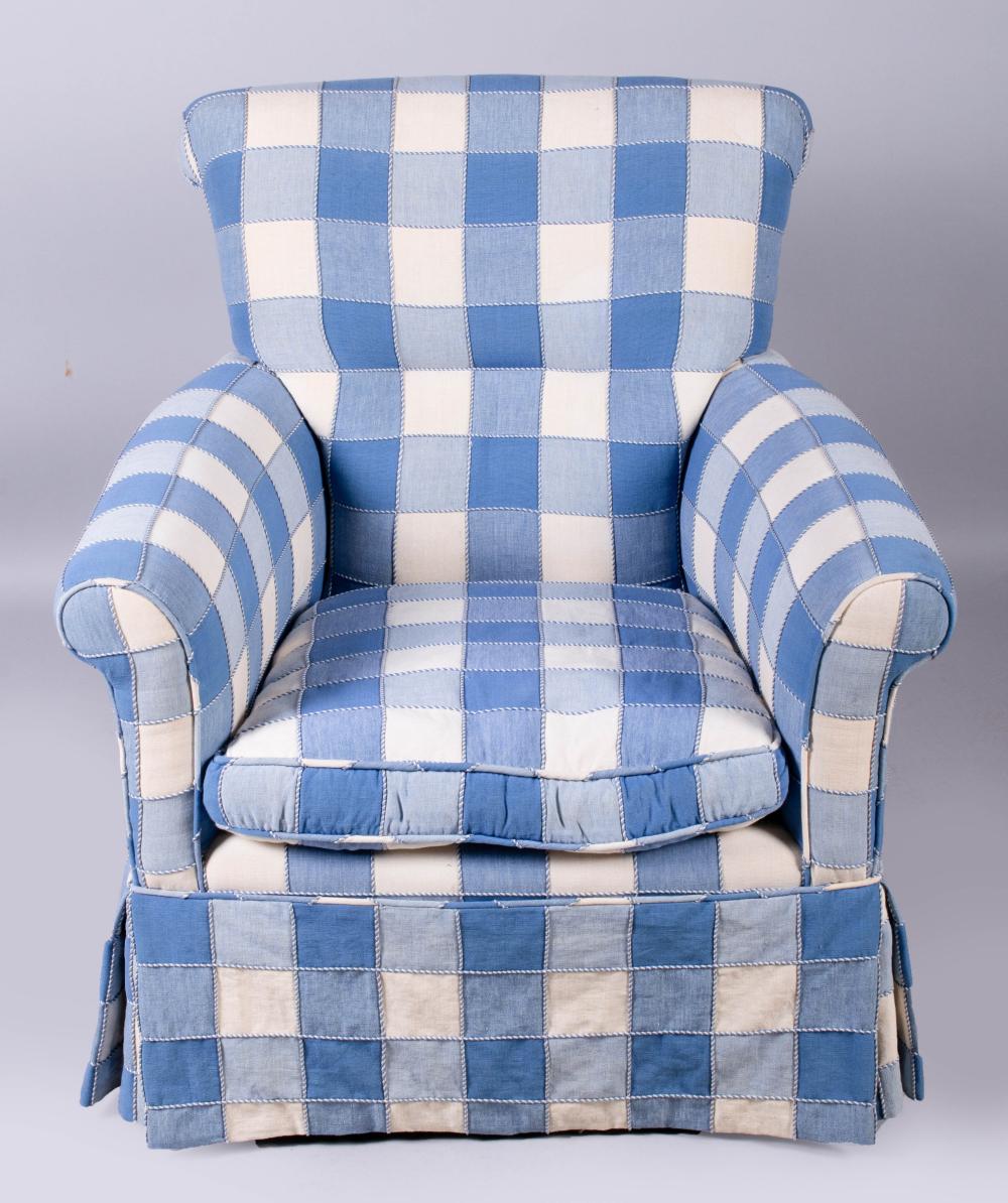 CONTEMPORARY UPHOLSTERED EASY CHAIR