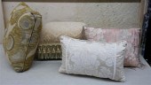 CONTEMPORARY UPHOLSTERED FOOTS
