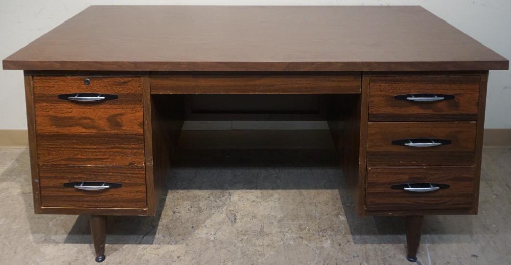 CONTEMPORARY WOOD GRAIN FORMICA TOP