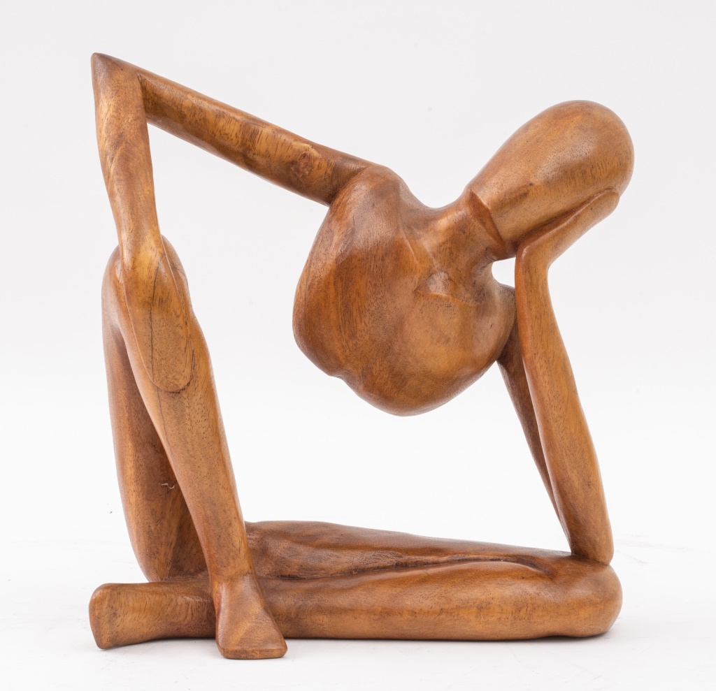 CONTEMPORARY WOODEN SCULPTURE