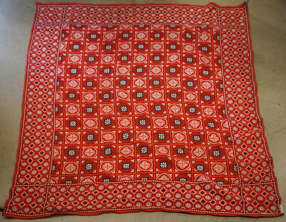 CONTEMPORARY WOVEN TRI-COLORED