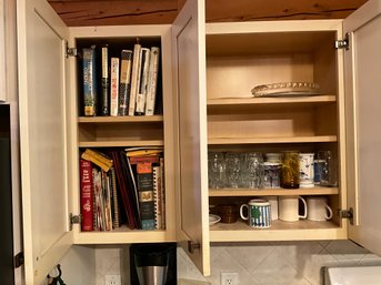 Contents of five kitchen