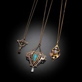 CONTINENTAL
ART NOUVEAU PENDAN