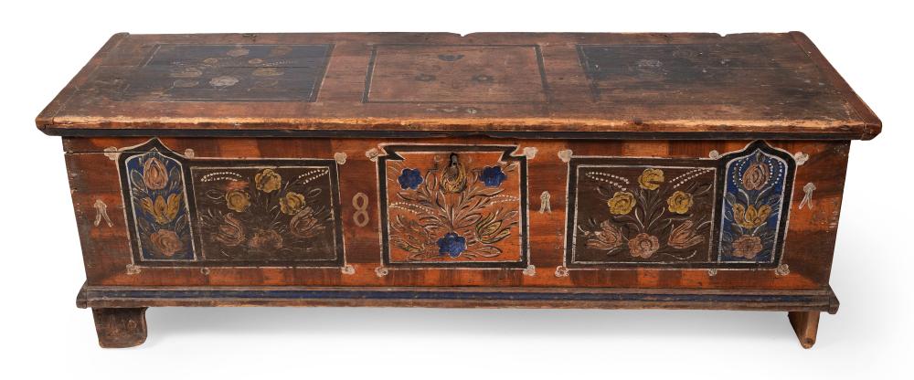 CONTINENTAL BLANKET CHEST WITH