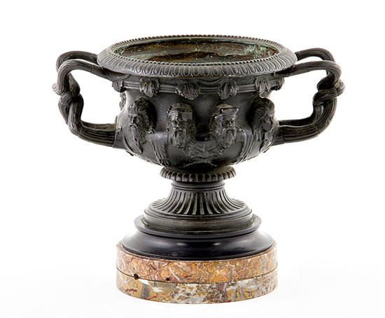 Continental bronze Warwick vase