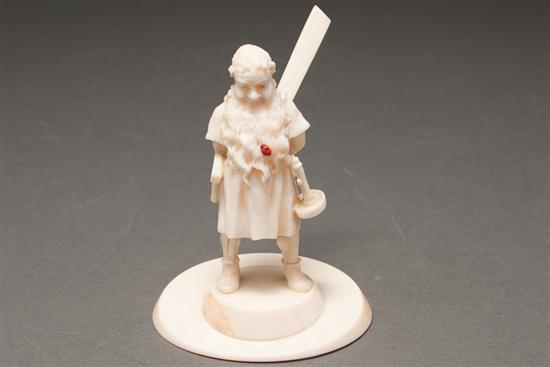 Continental carved ivory figure