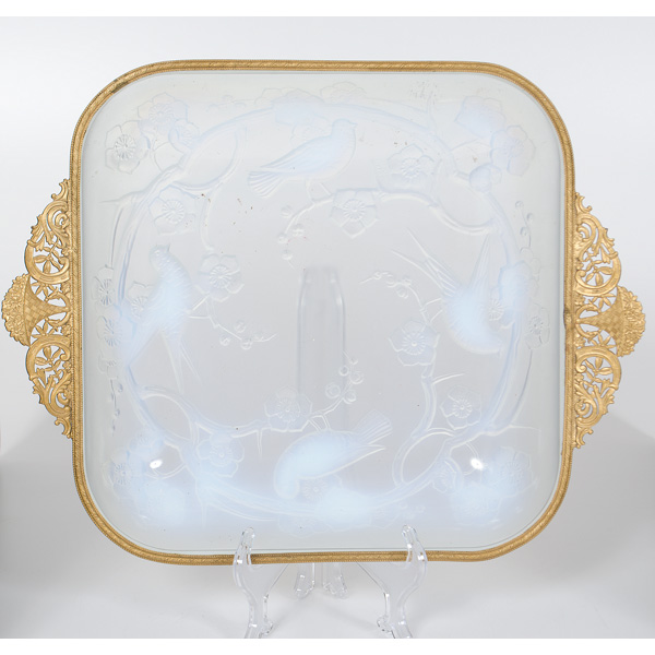 Continental Glass Charger