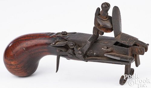 CONTINENTAL IRON FLINTLOCK TINDER