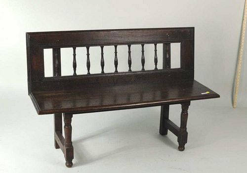 CONTINENTAL OAK HALL BENCH WITH