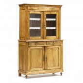 CONTINENTAL OAK STEP-BACK CUPB