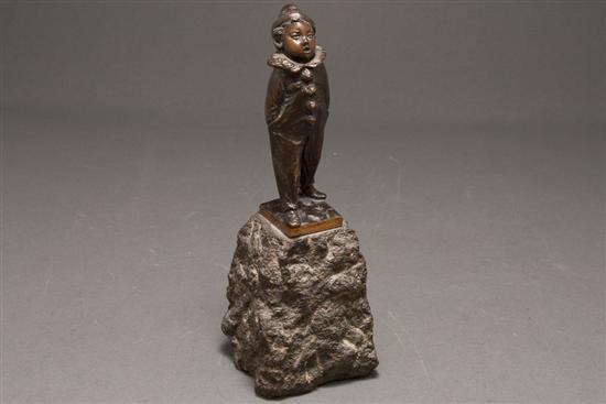 Continental patinated bronze figure