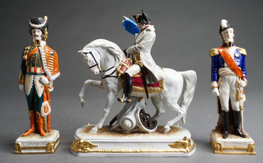 CONTINENTAL PORCELAIN FIGURE OF