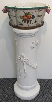 CONTINENTAL PORCELAIN JARDINIè