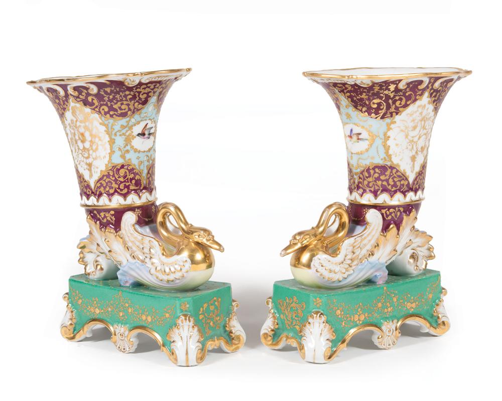 CONTINENTAL PORCELAIN RHYTON