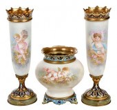 CONTINENTAL PORCELAIN VASE GAR