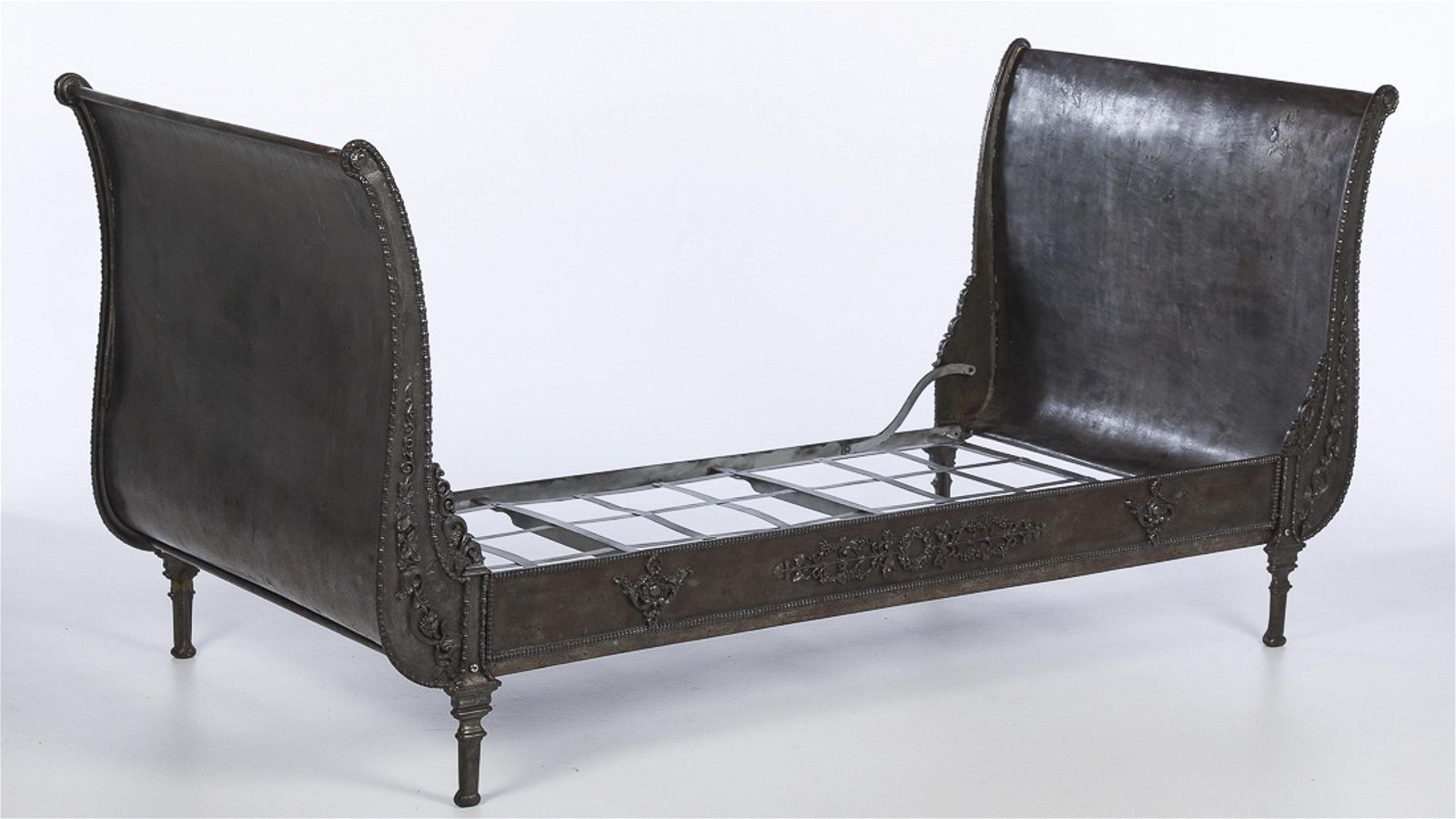 CONTINENTAL STEEL DAYBED, 19TH