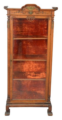 CONTINENTAL STYLE VITRINE, HAVING