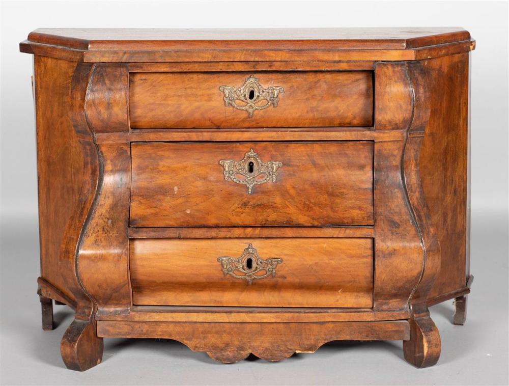 CONTINENTAL WALNUT DIMINUTIVE BOMBE