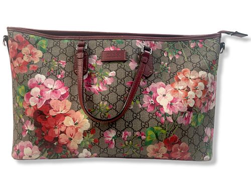 CONVERTIBLE ZIP TOTE BLOOMS PRINT