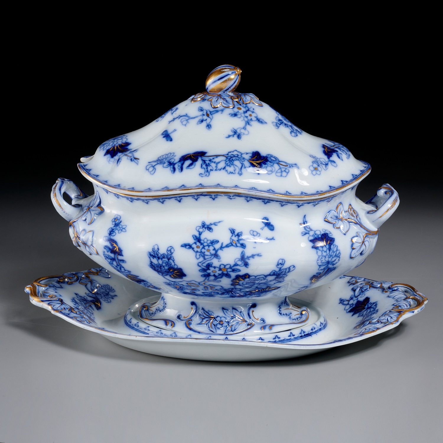 COPELAND & GARRET SOUP TUREEN AND