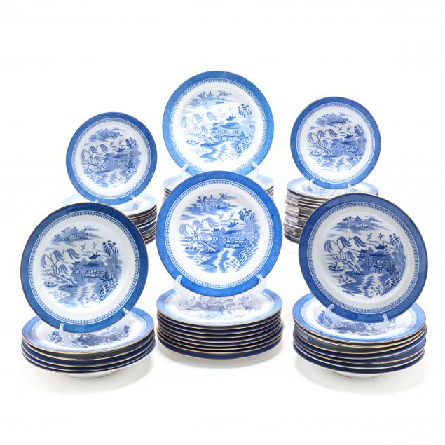 COPELAND-SPODE BLUE WILLOW CHINA