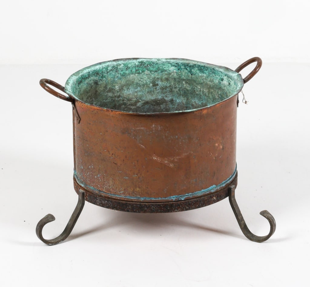 COPPER & IRON CAULDRON POT