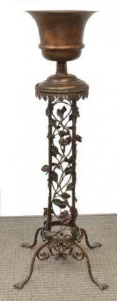 COPPER URN-FORM PLANTER ON WRO