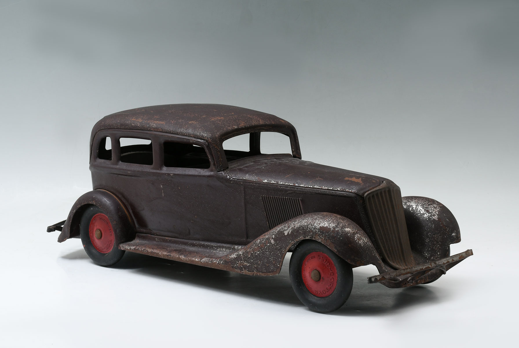 COR-COR GRAHAM SEDAN PRESSED