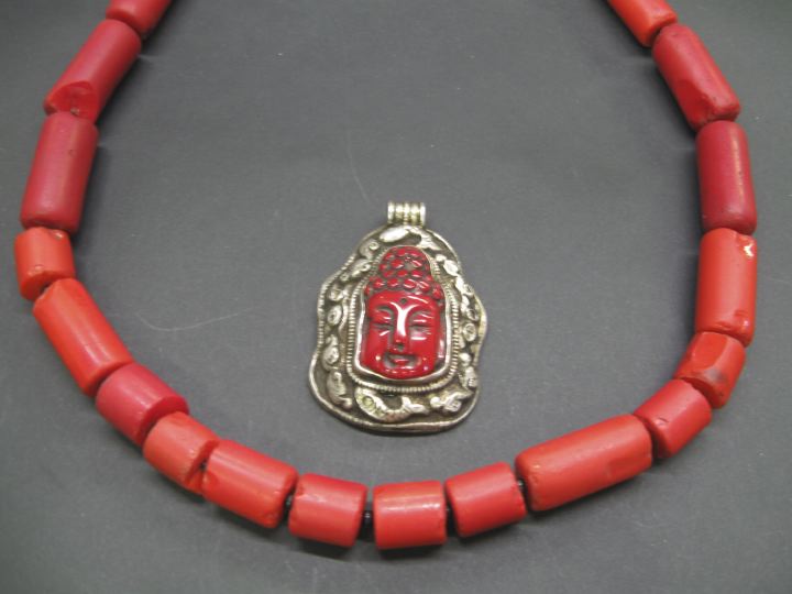 Coral Necklace and Pendant Drop, 
