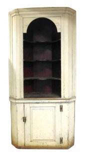 CORNER CABINET, 18TH C., ARCHI